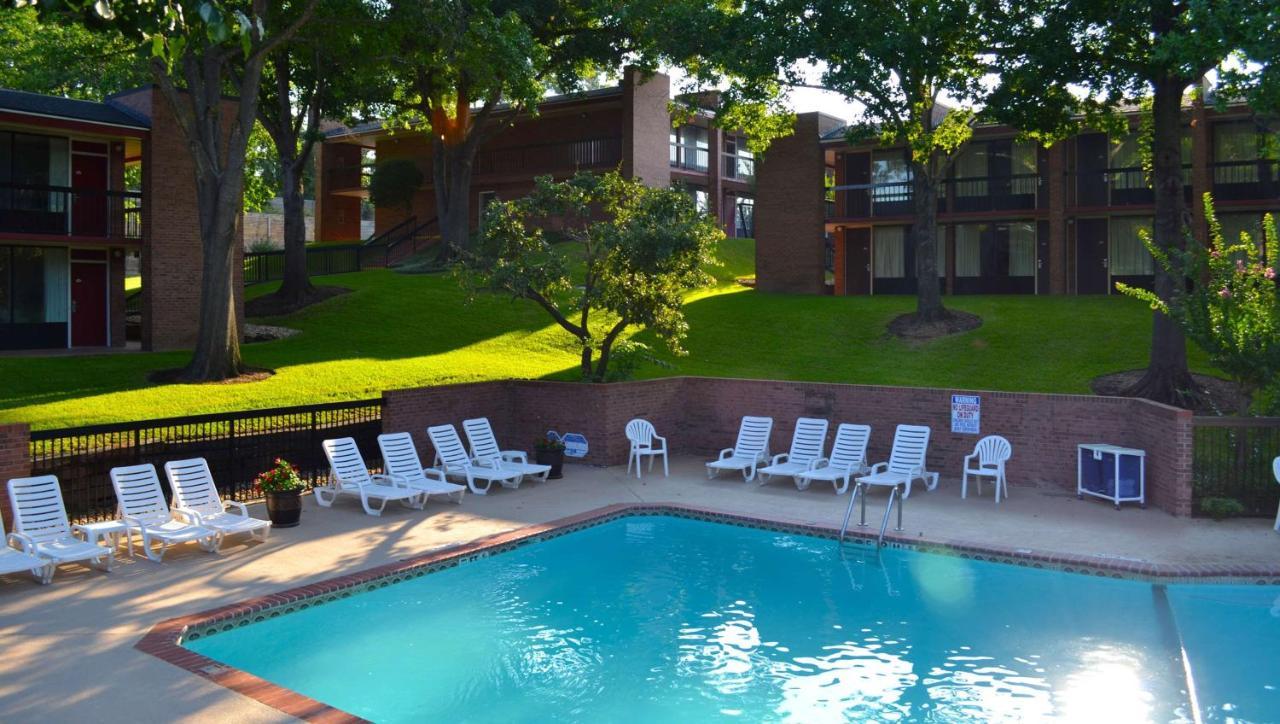 Magnuson Grand Hotel And Conference Center Tyler Exterior foto